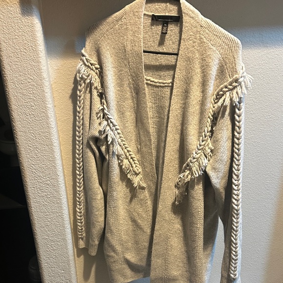 White House Black Market Light Gray Knit Top - Picture 2 of 3